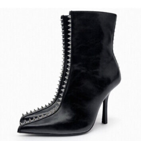NWT New Zara Metal Studded High Heel Ankle Size